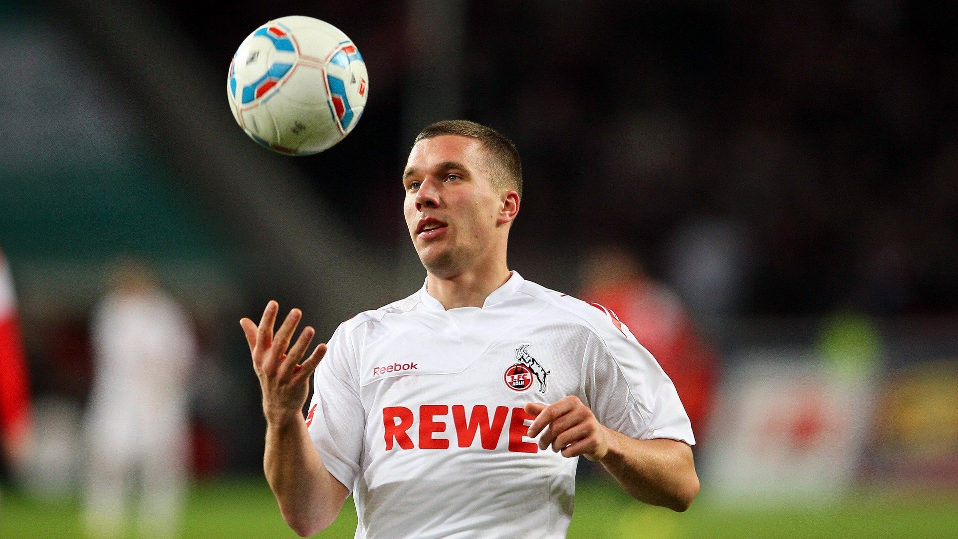 LEYU SPORTS中国官方网站-外教执教内容未与本土足球哲学融合，全外教足球训练营招生啦2018年8月22日