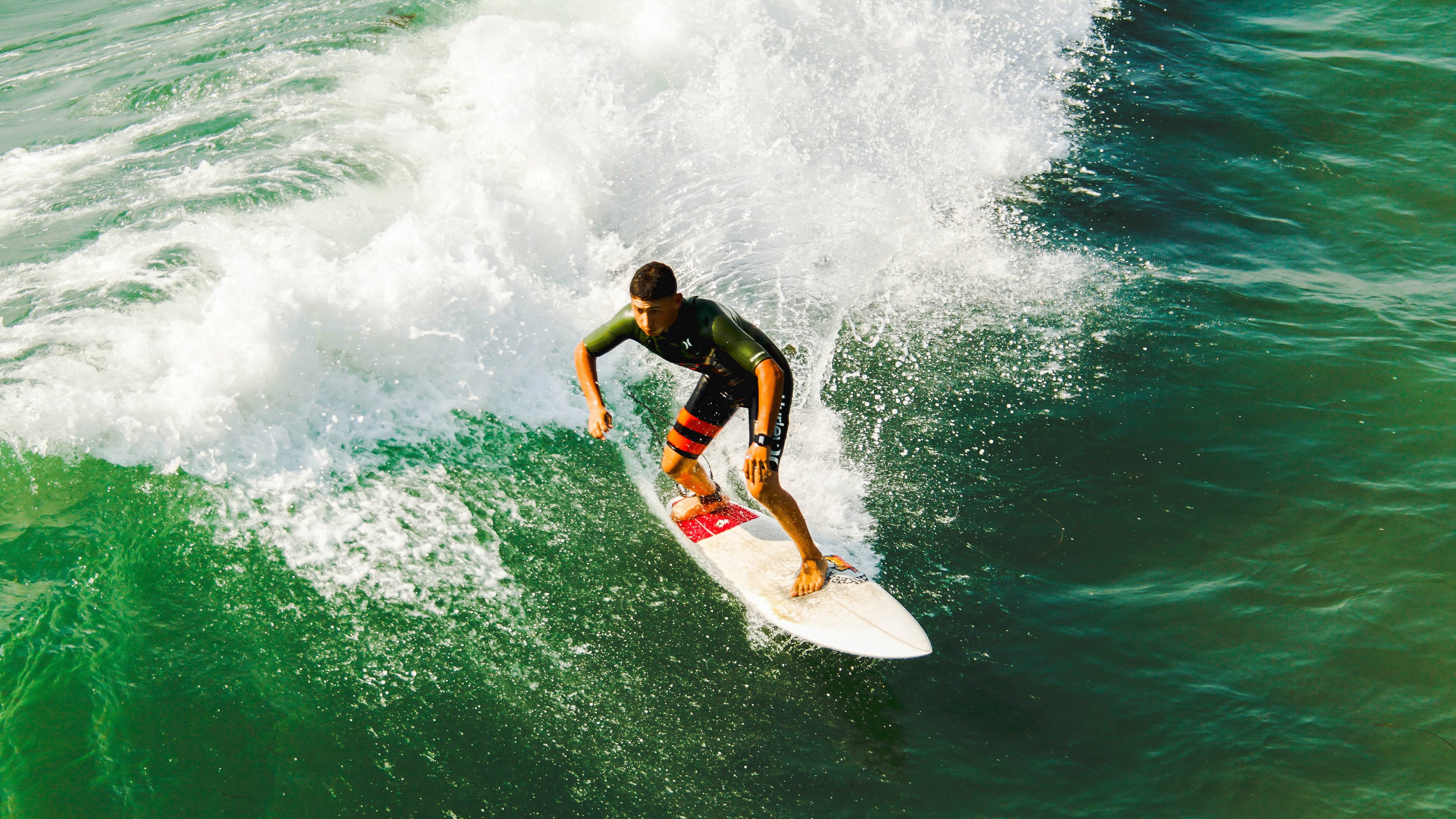 决赛中赫梅列夫斯基展现顽强斗志，赫罗梅耶夫